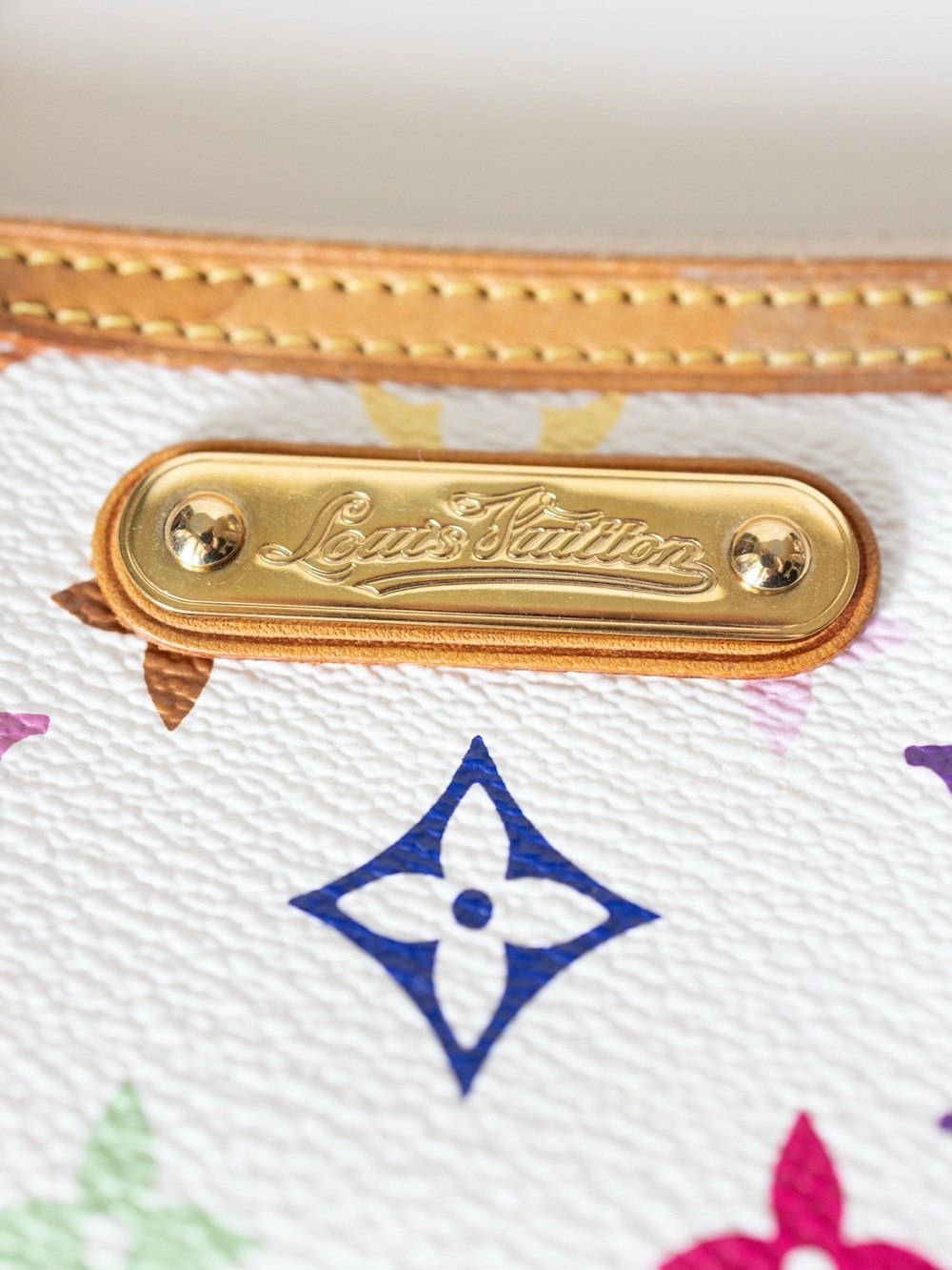 Louis Vuitton Multicolor vintage Murakami Monogram White Mini Pochette - Picture 4 of 12
